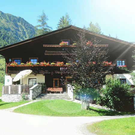 Landhaus Scherer Bed & Breakfast เราริส ภายนอก รูปภาพ